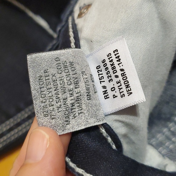Women's Daytrip 27R skinny jeans, Perfect Like New condition π€© Dark Wash - Picture 6 of 15